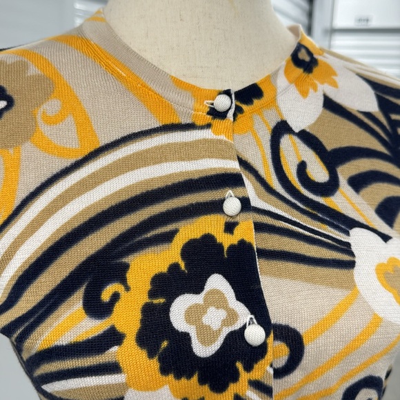 Lilly Pulitzer Floral Button Up Cotton Cardigan - XS - Picture 7 of 15